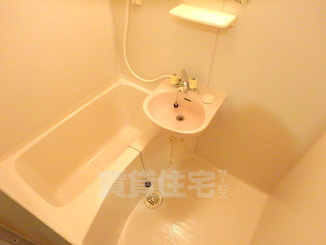 アドラブールの風呂写真