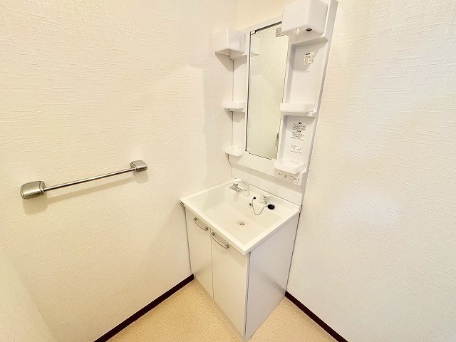 ベルサーチ明治の内装写真