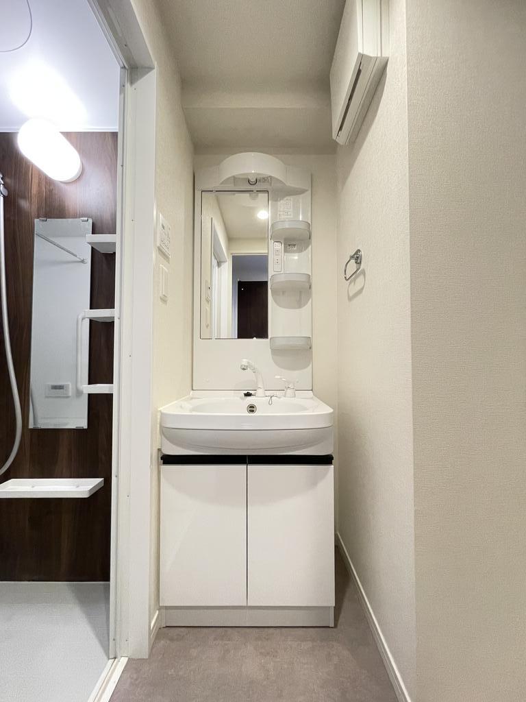 洗面設備　同建物別部屋参照