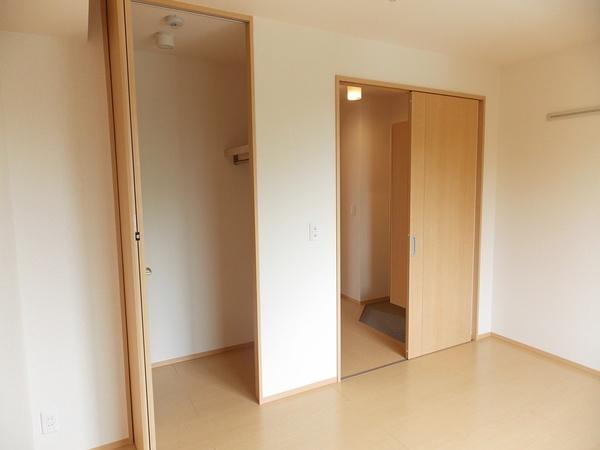 ベルレージュの居間写真