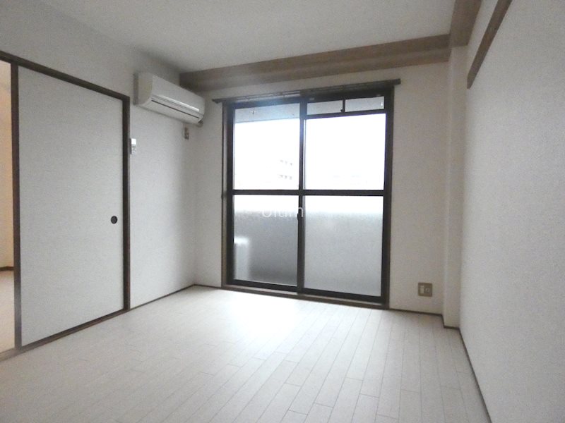 居室・リビング　※同タイプの他のお部屋です