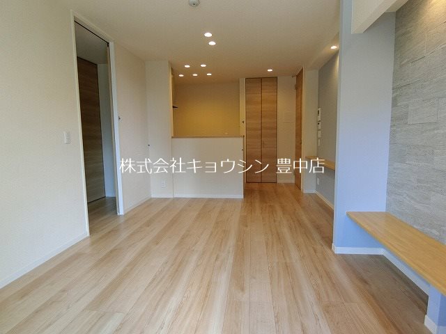 アリエッタ五月丘サウスの居間写真