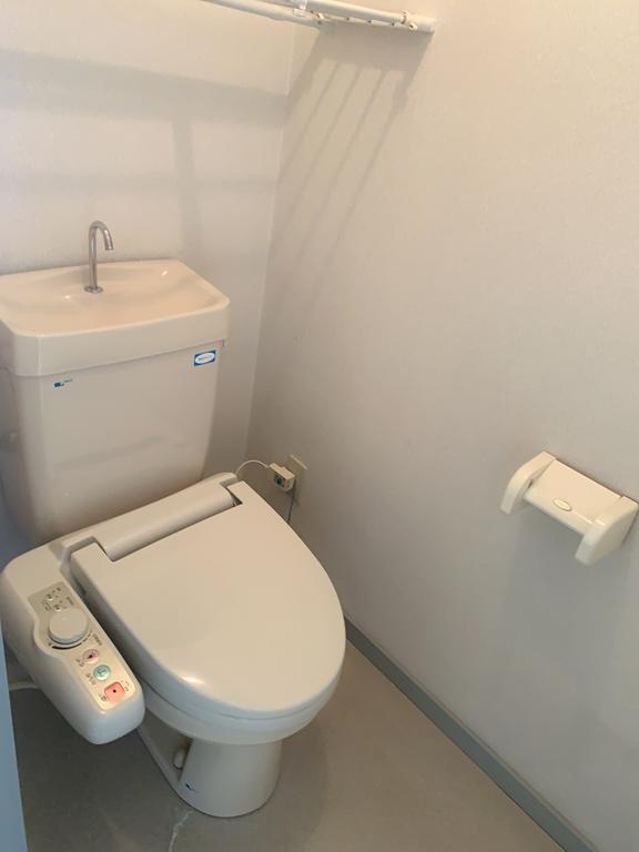 トイレ　ウォシュレット