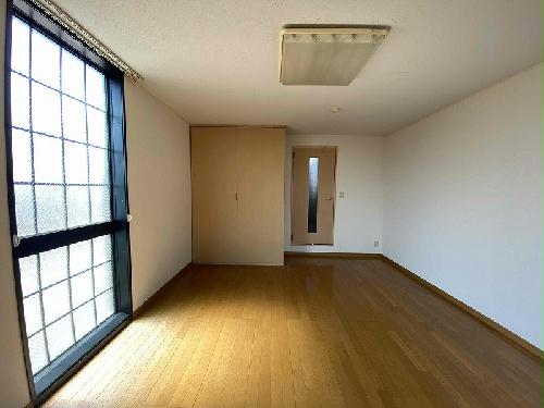 居室・リビング　※同タイプ部屋の写真となります