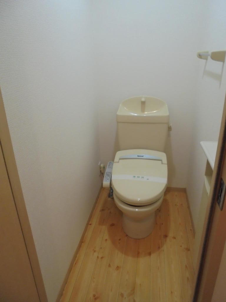 ツインパインズのトイレ写真