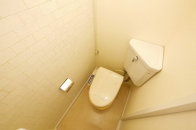 【奈良市西笹鉾町のマンションのトイレ】