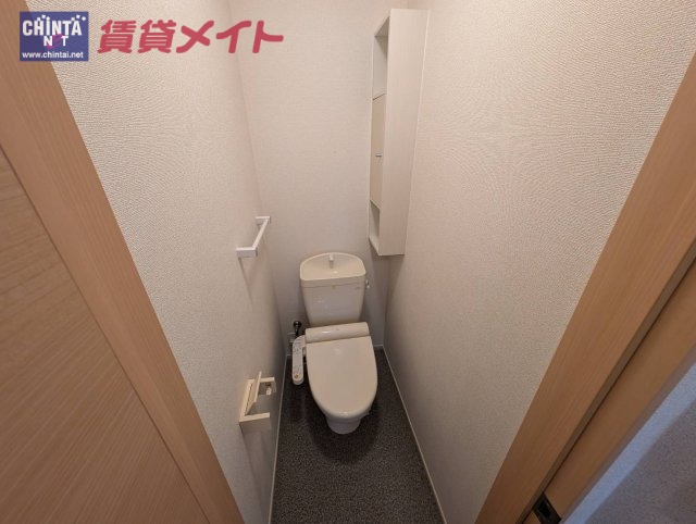 【津市一志町片野のアパートのトイレ】