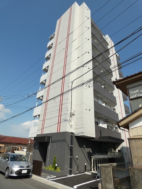 行田市清水町のマンションの建物外観