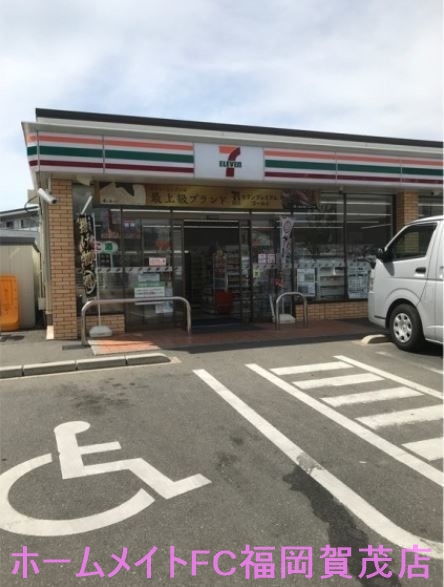 【福岡市早良区次郎丸のアパートのコンビニ】