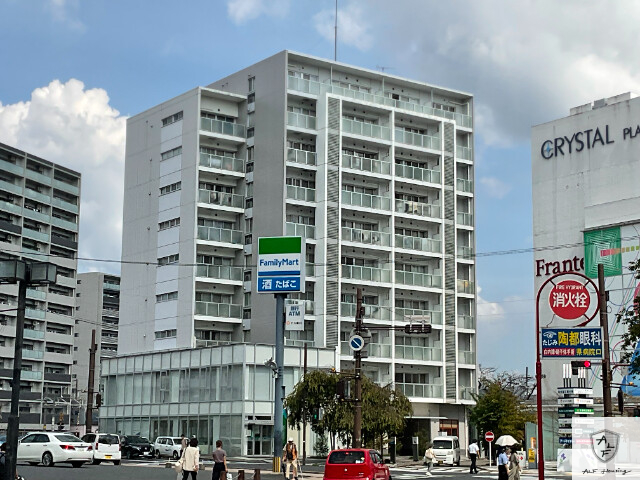 多治見市本町のマンションの建物外観