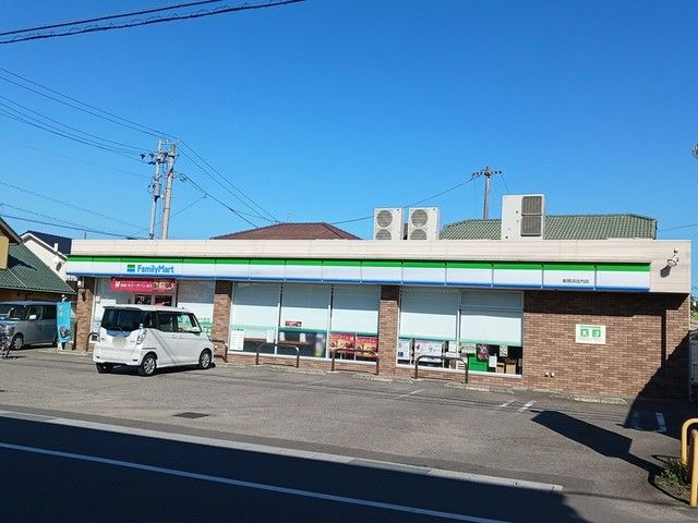 【新居浜市庄内町のアパートのコンビニ】