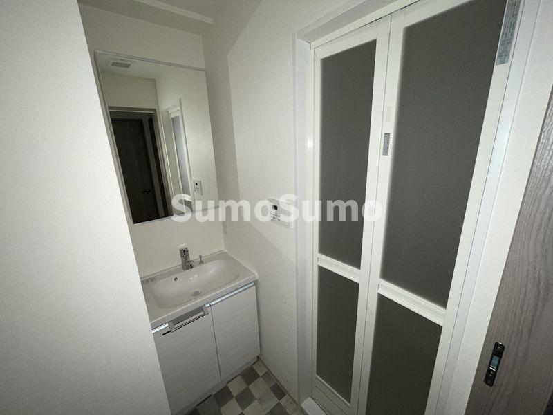 洗面設備　脱衣スペースもあります