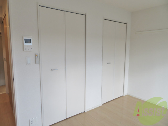 収納　収納は２か所ございます。沢山入りそうですね