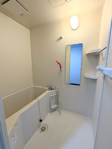 バス・シャワールーム　ゆとりの浴室