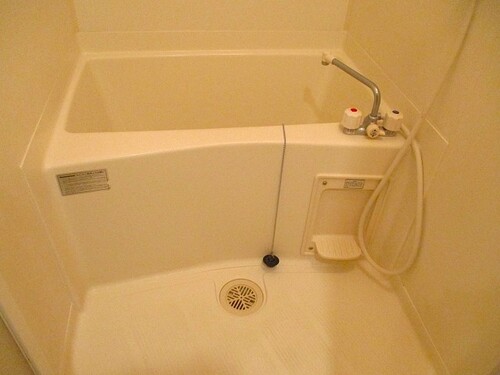 バス・シャワールーム　浴室