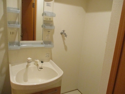 洗面設備　洗面化粧台　室内洗濯機置場