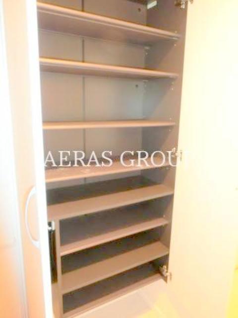 玄関　玄関収納