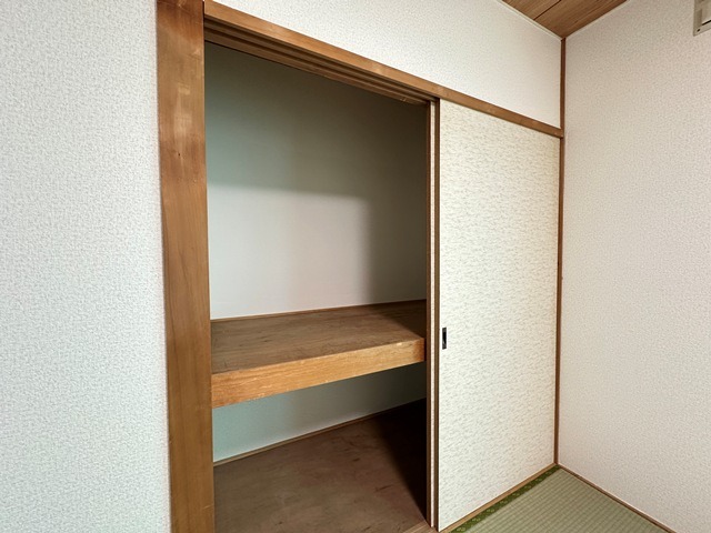 ＪＲ函館本線 稲積公園駅 徒歩11分 3階建 築36年の内装写真