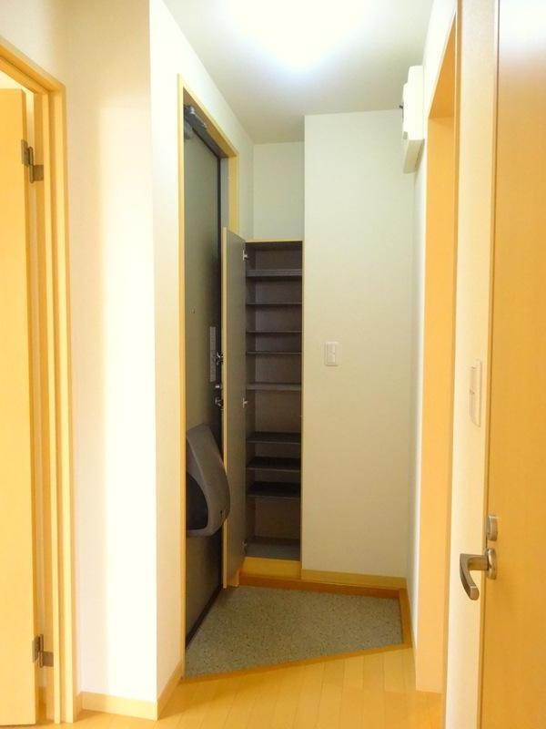 玄関　玄関（同タイプ）