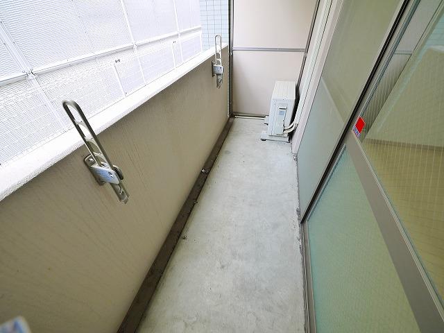 バルコニー　広めのバルコニー。