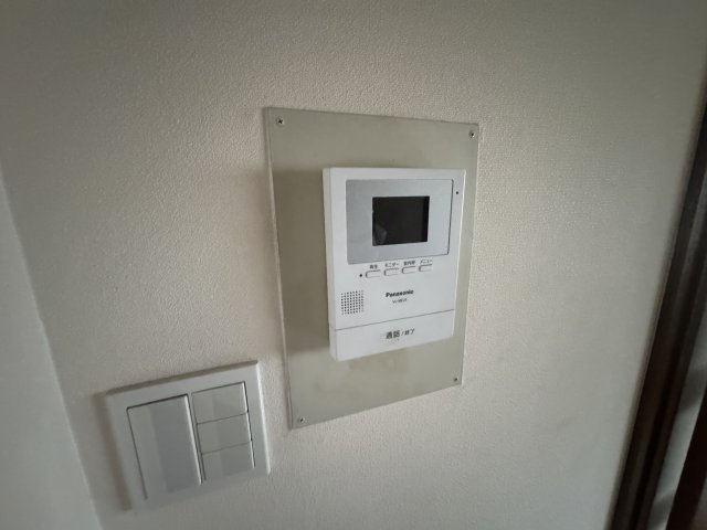 セキュリティ　モニター付インターホン