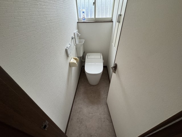 その他部屋・スペース　温水洗浄暖房便座