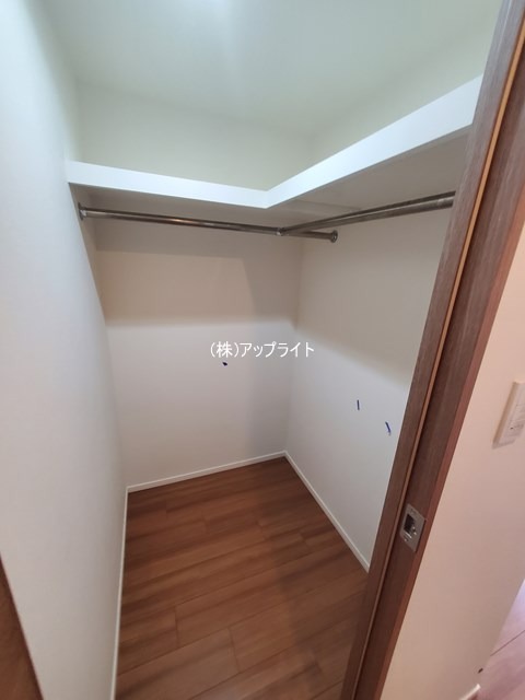 収納　ウォークインクローゼット