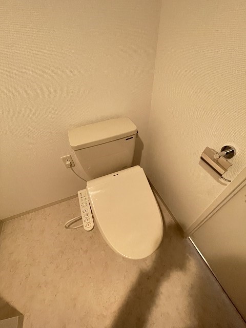 セレニテ甲子園Iのトイレ写真