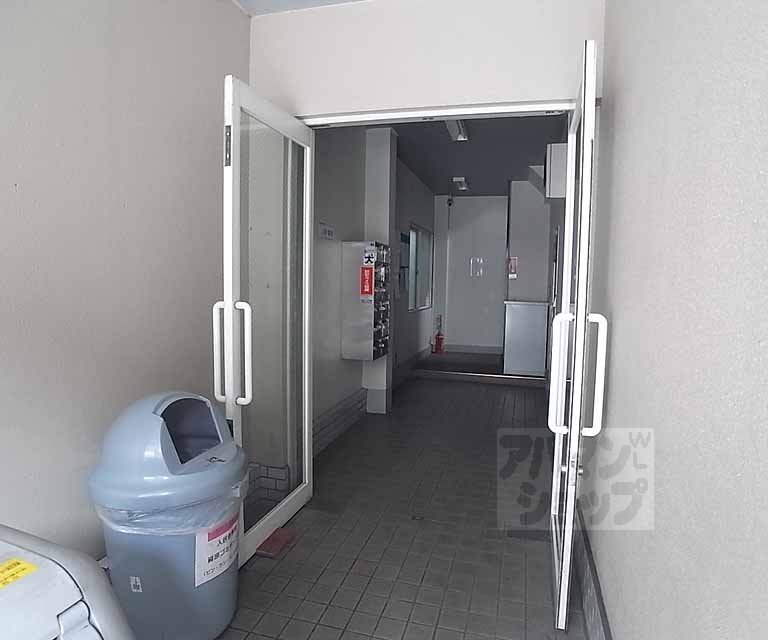 サンラック二条の外観写真