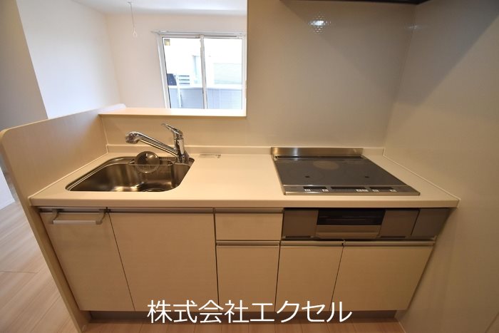 ＪＲ中央線 西八王子駅 徒歩17分 3階建 築4年のキッチン写真