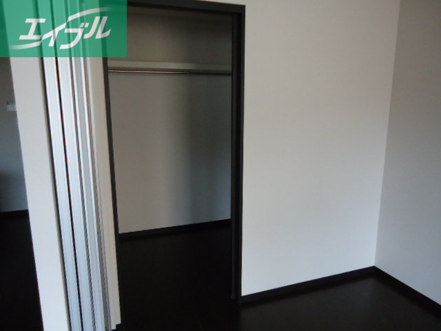 収納　ウォークインクローゼット