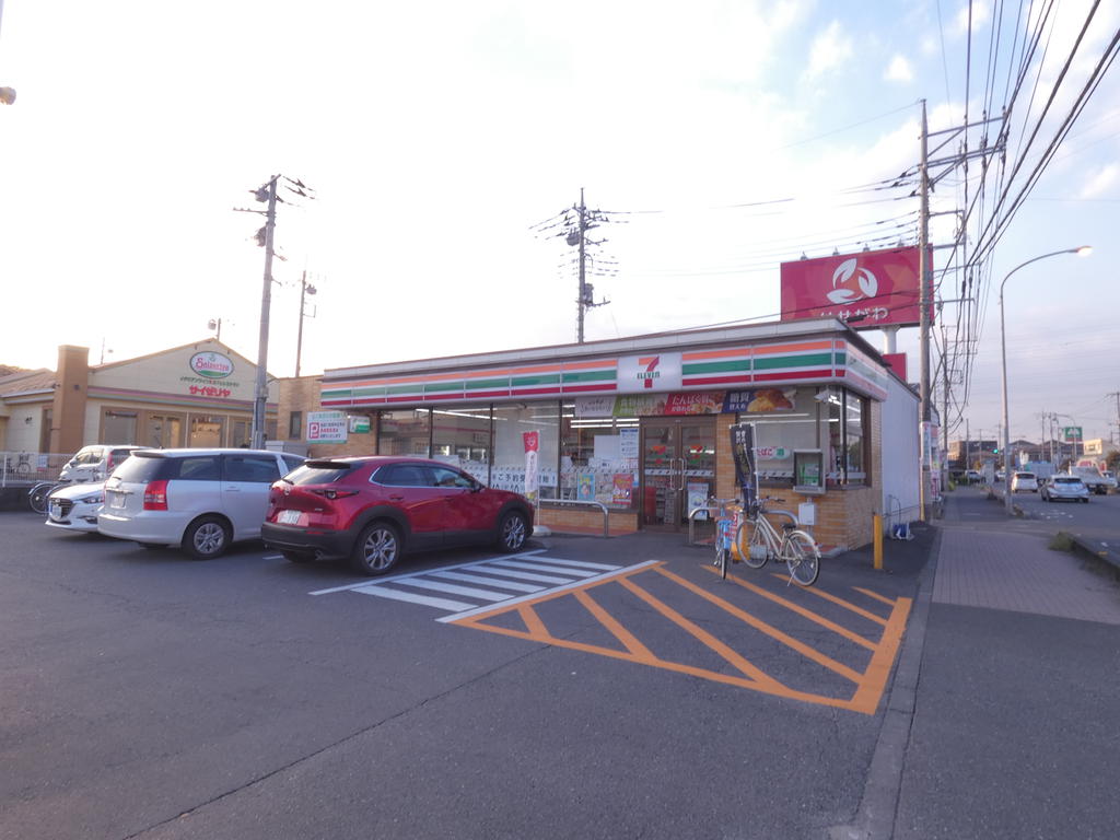 【サンハイツ八幡Ａのコンビニ】