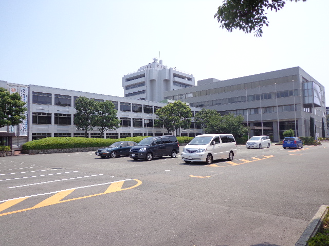 役所　吹田市役所（役所）まで818m