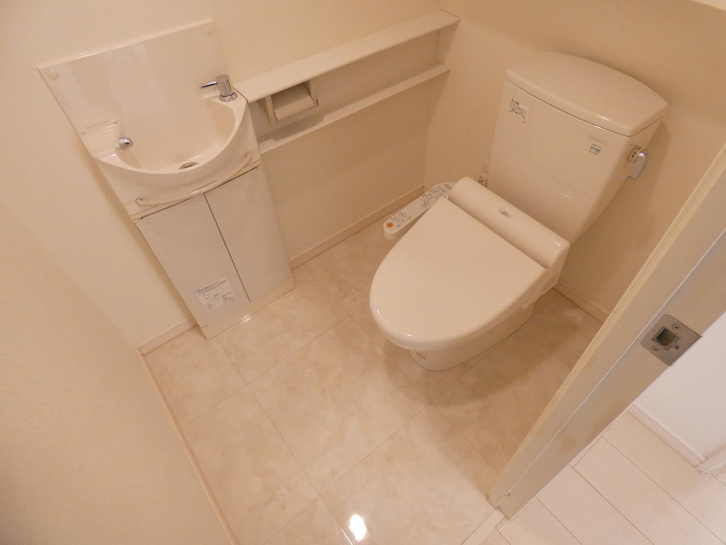 トイレ　トイレ