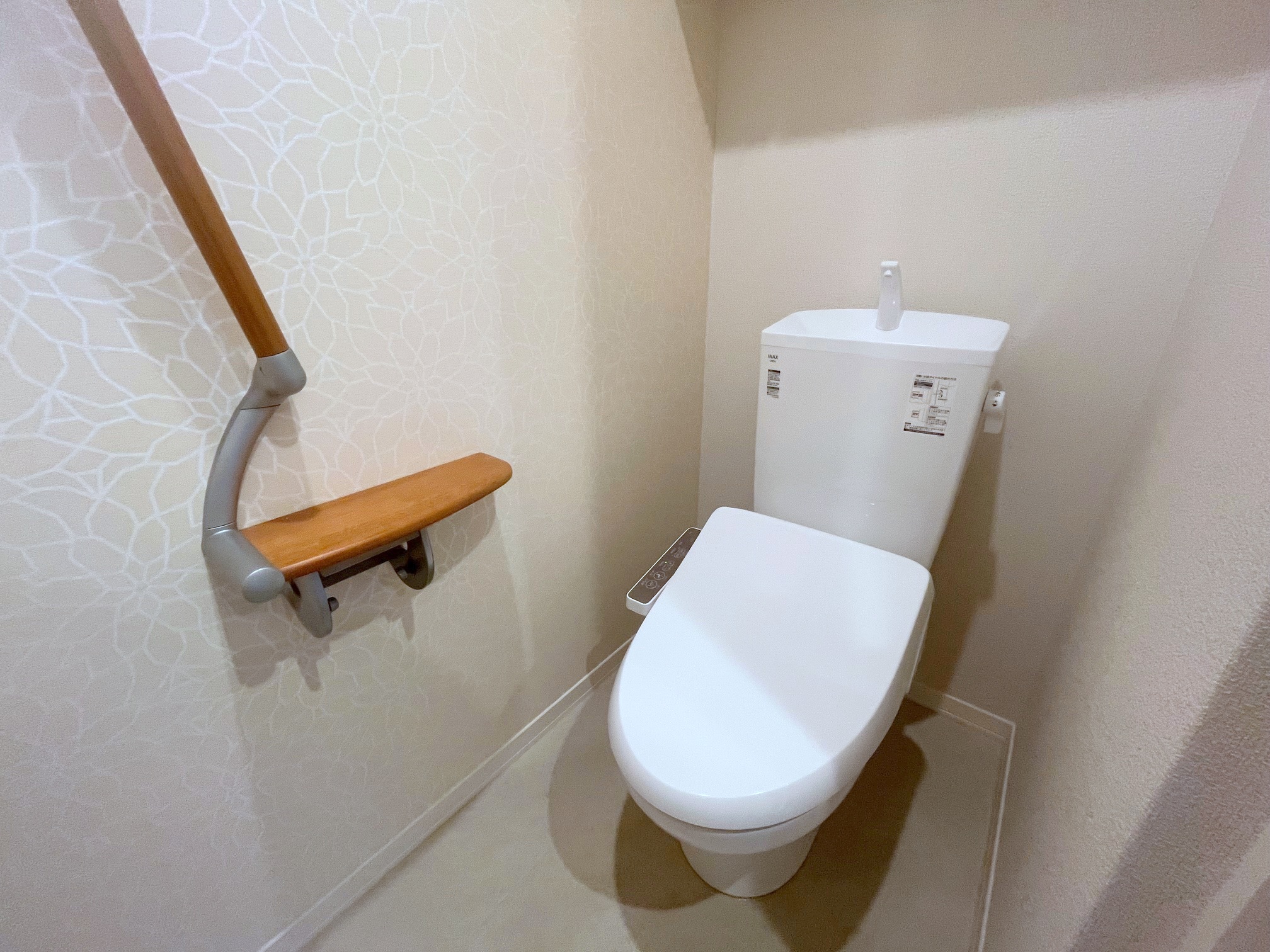 【札幌市中央区南十七条西のマンションのトイレ】