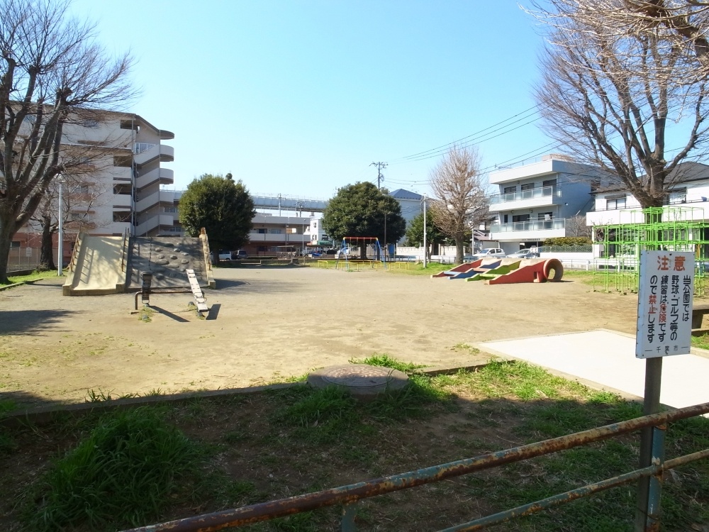 【セイント稲毛Duoの公園】