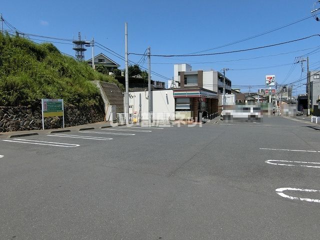 【日立市鹿島町のマンションのコンビニ】