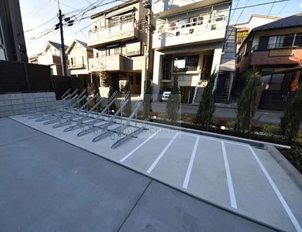 【豊島区千川のマンションの駐車場】