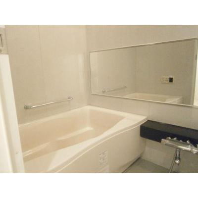 バス・シャワールーム　※別部屋の参考写真です。