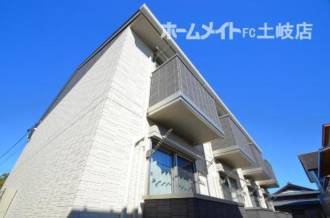 上平ガーデンプレイスの建物外観