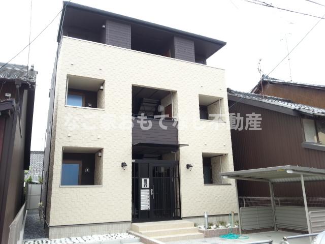 建物外観　花音又穂　お問合せはなご家おもてなし不動産へ。