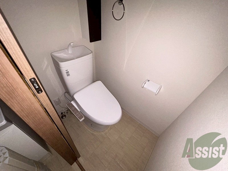 トイレ　温水洗浄便座なので、冬でも快適に過ごせます。