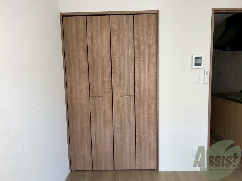 収納　収納した物が見えないのでスタイリッシュなお部屋になります。