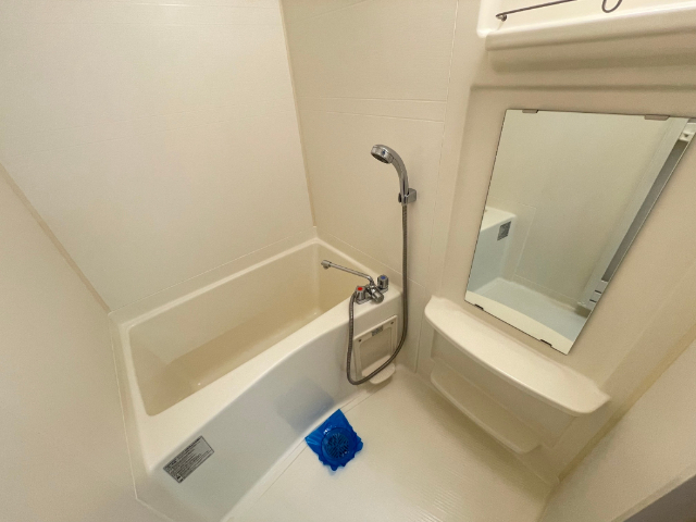 バス・シャワールーム　※同物件他号室の写真です。