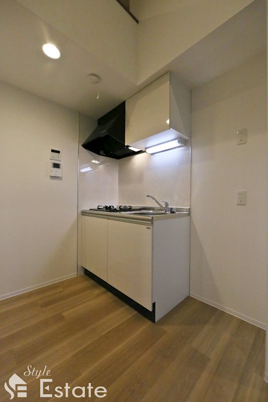 キッチン　システムキッチン・２口コンロ