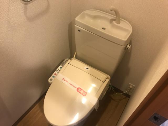 トイレ　シャワー付トイレ
