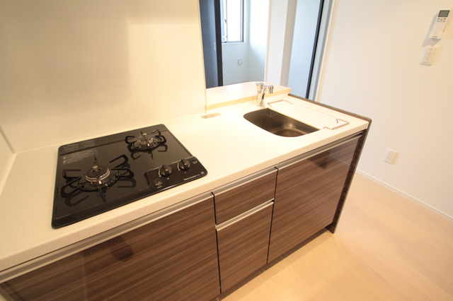 キッチン　※同間取の別室のお写真です。