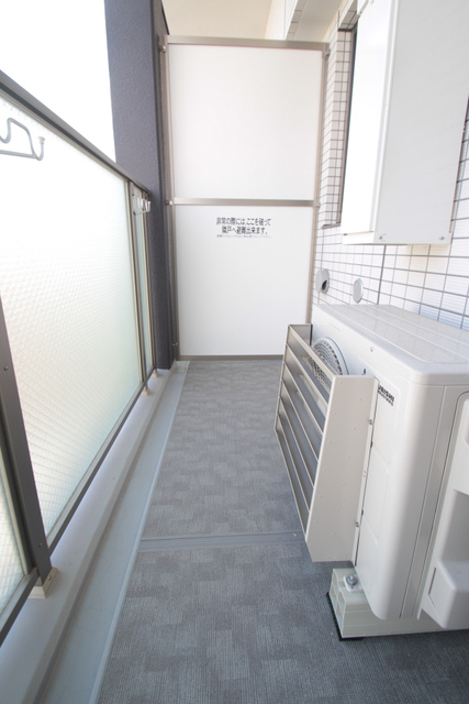 バルコニー　※同間取の別室のお写真です。