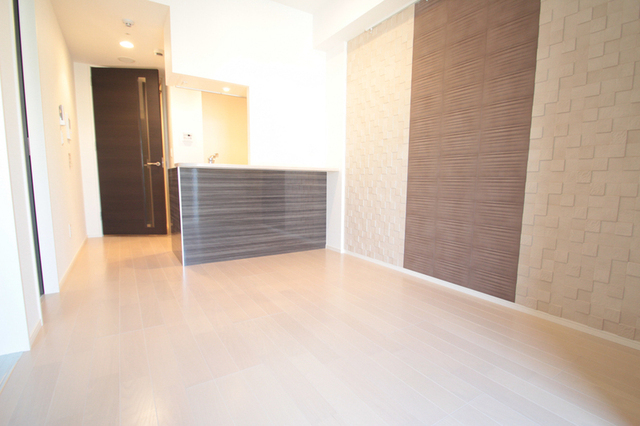 居室・リビング　※同間取の別室のお写真です。