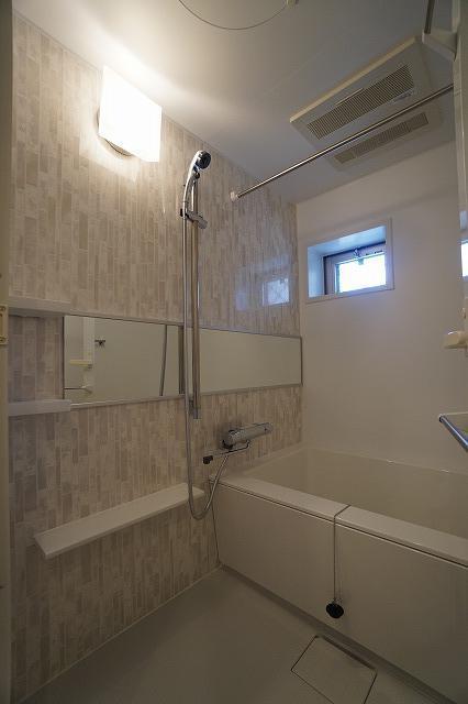 バス・シャワールーム　日々の疲れを癒すお風呂付です